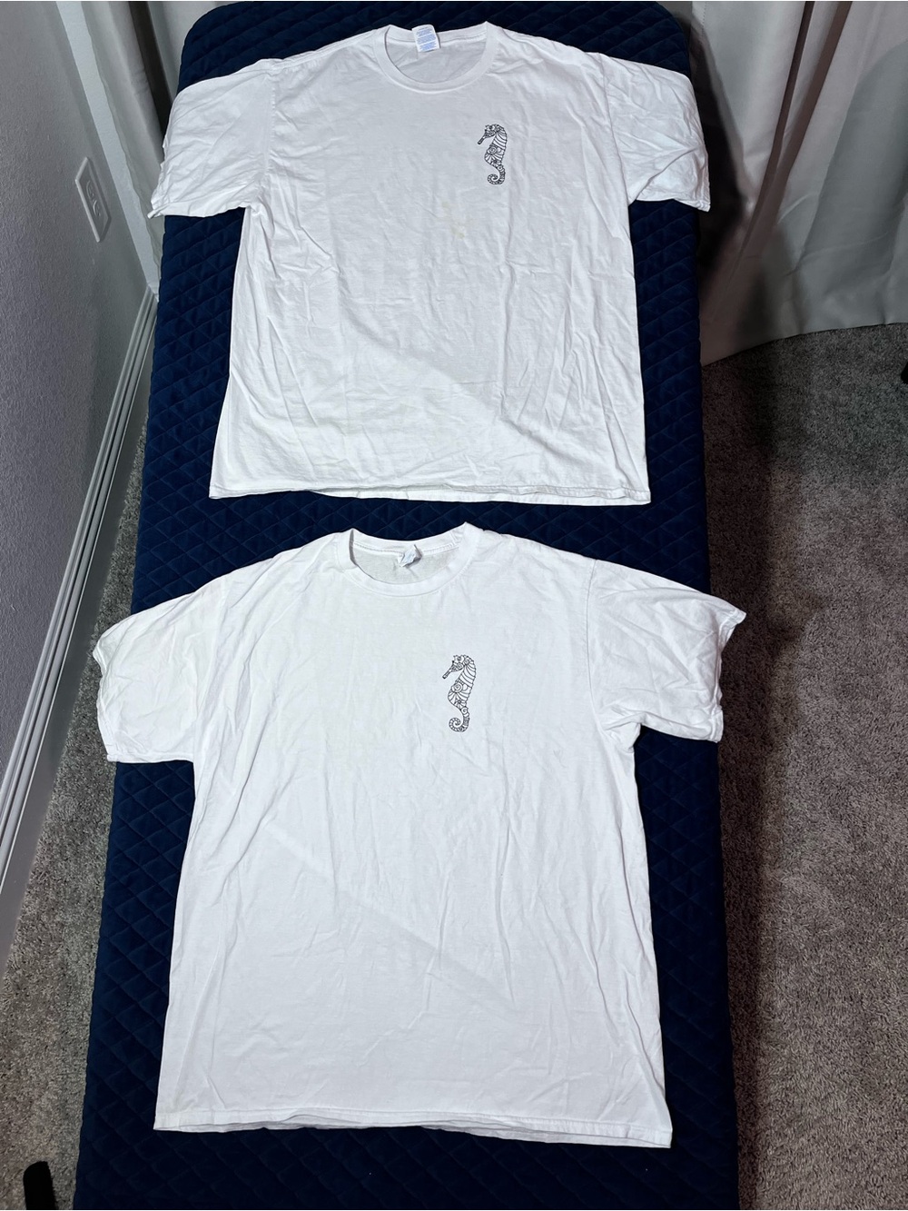 Port and Company Short-Sleeve Seahorse Graphic Tee - XL - Ariel & Hello Kitty